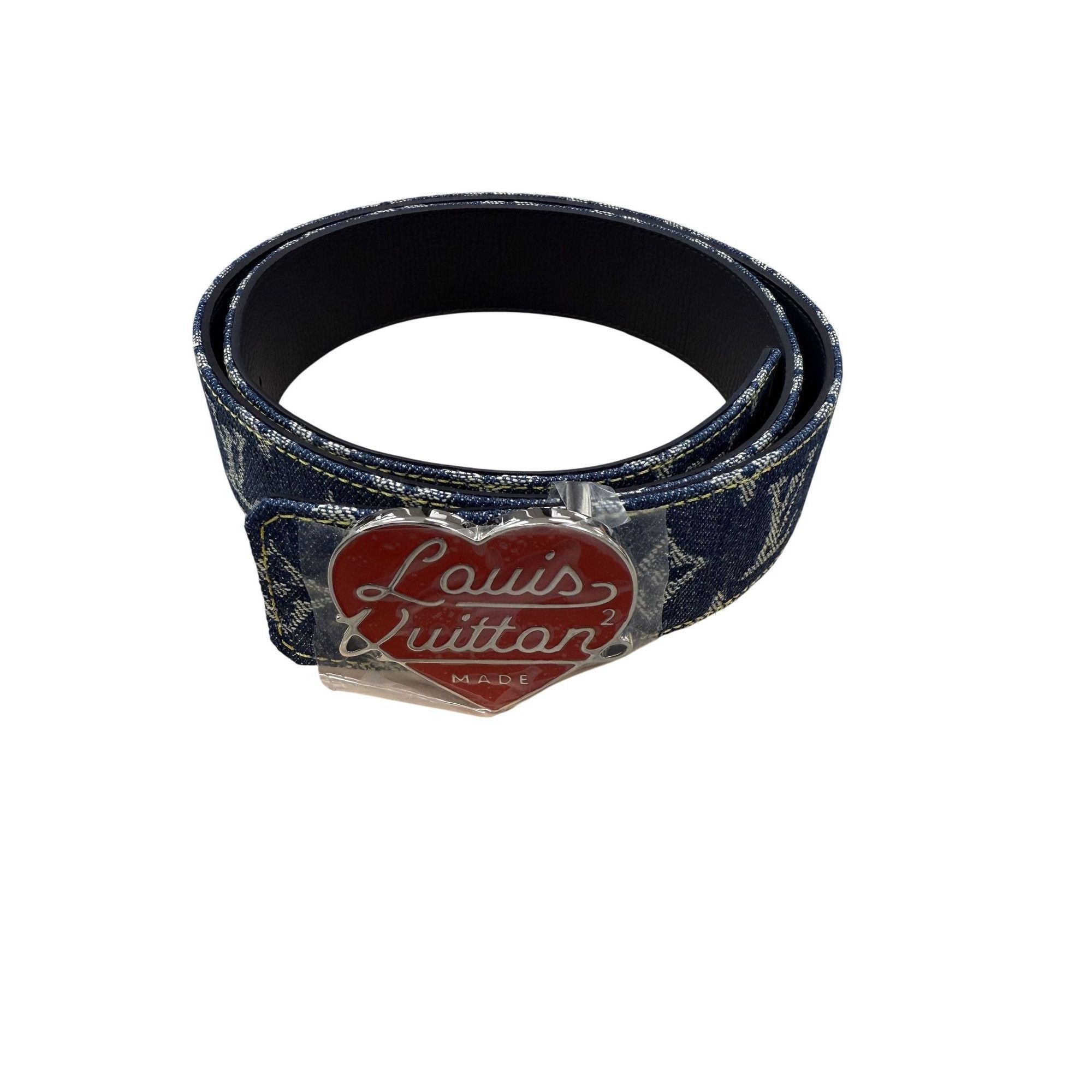 Louis Vuitton Louis Vuitton Blue Denim Heart Buckle Reversible Belt Made I Size ONE SIZE - 1 Thumbnail