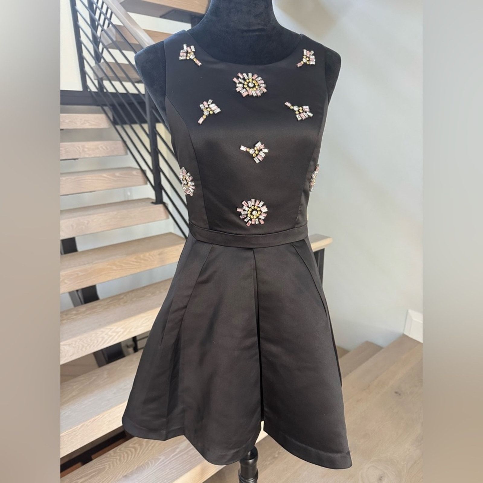 Other Elegant Black Dress with Jewel Accents size XS Size XS / US 0-2 / IT 36-38 - 4 Thumbnail