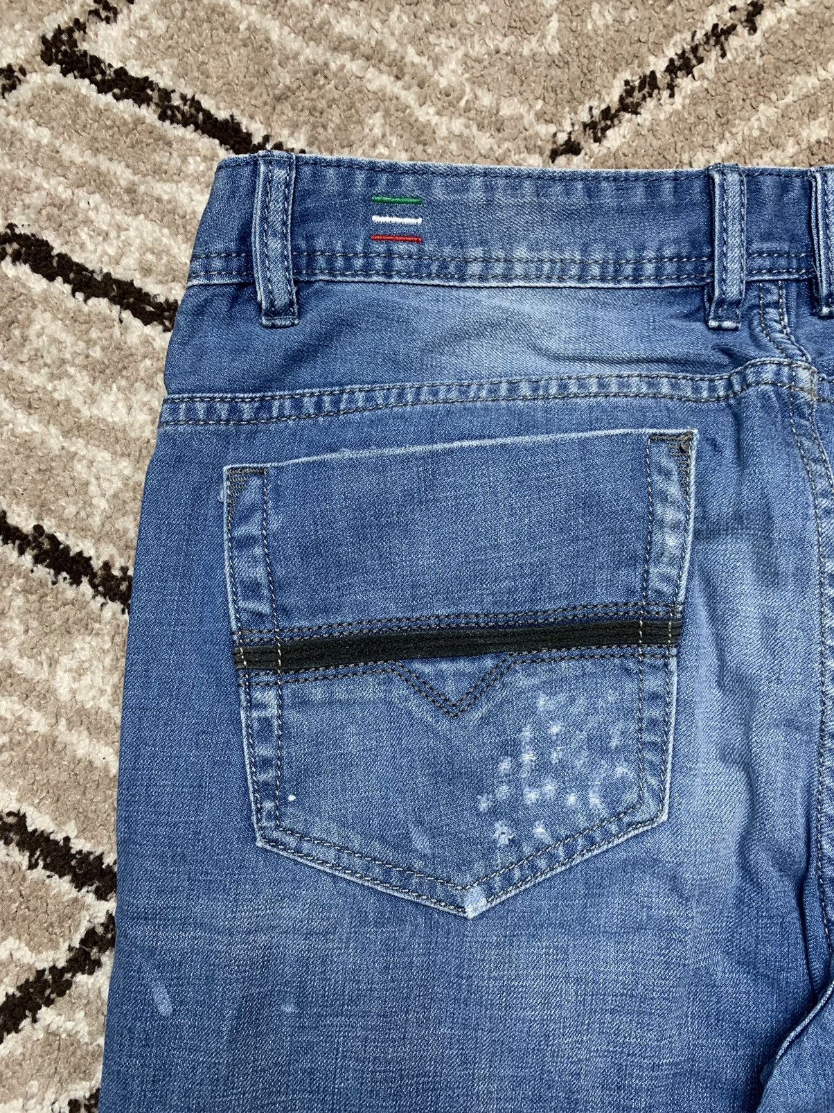Diesel × Vintage Vintage Men's Diesel Distressed Denim Jeans Size US 36 / EU 52 - 22 Thumbnail