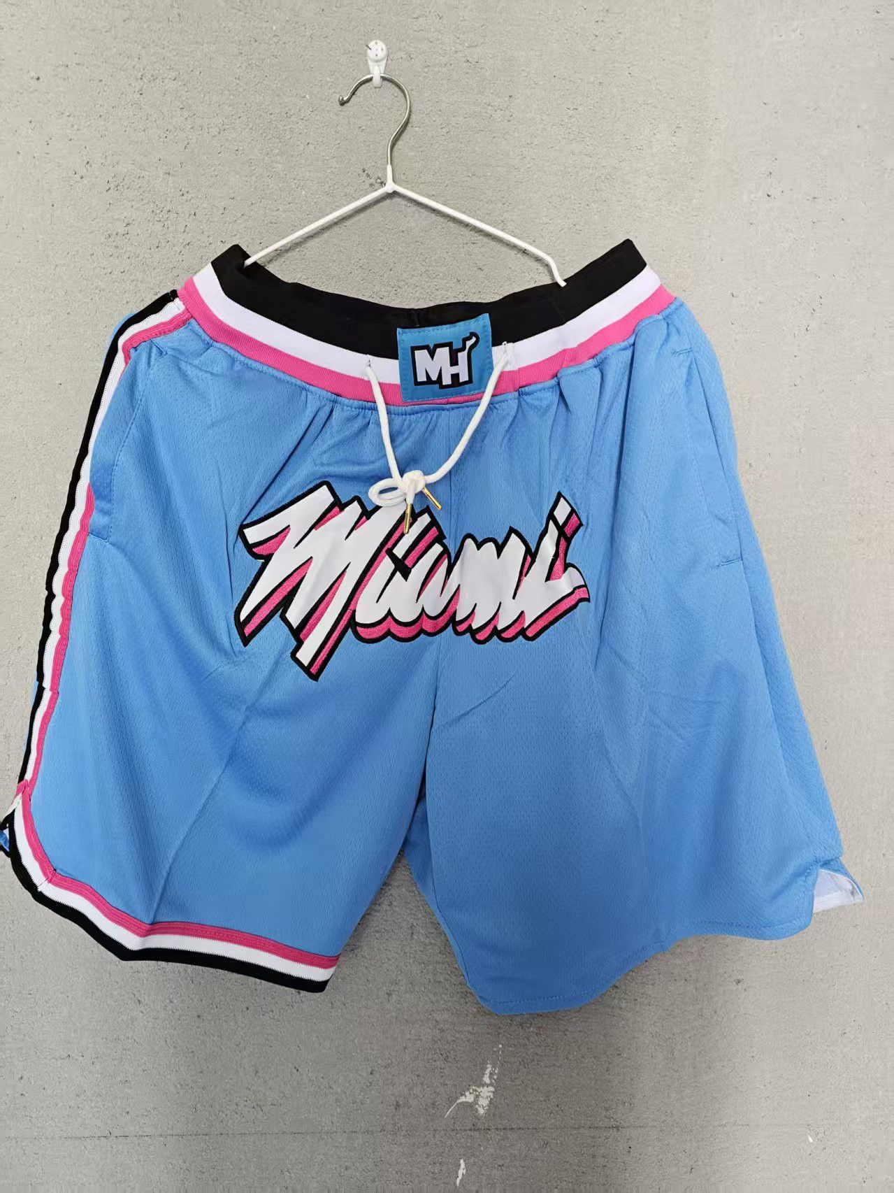 Miami Heat Short XL
