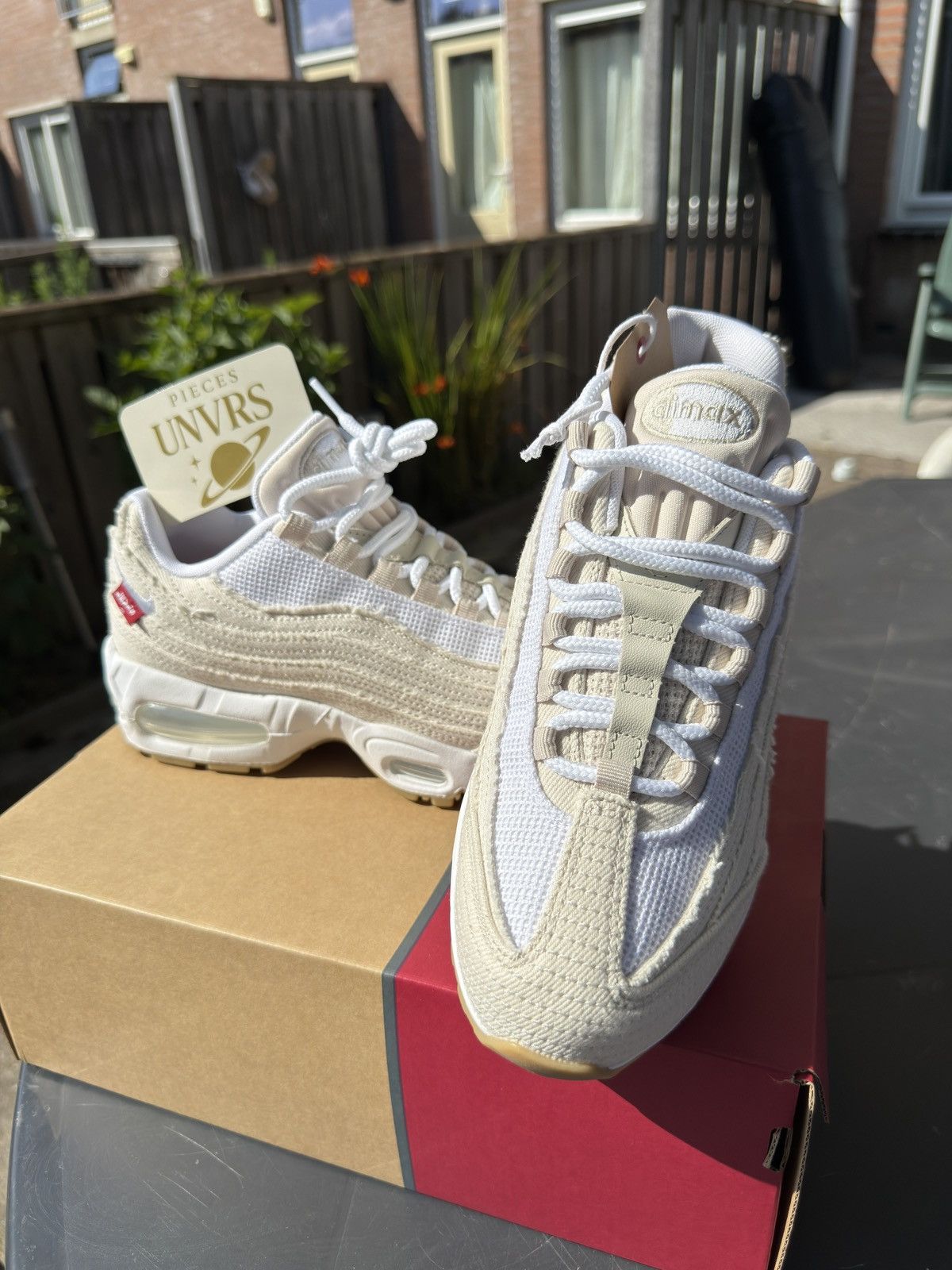Levi's × Nike Nike x Levi’s Air max 95 OG “ White “ Size US 6.5 / EU 39-40 - 1 Thumbnail
