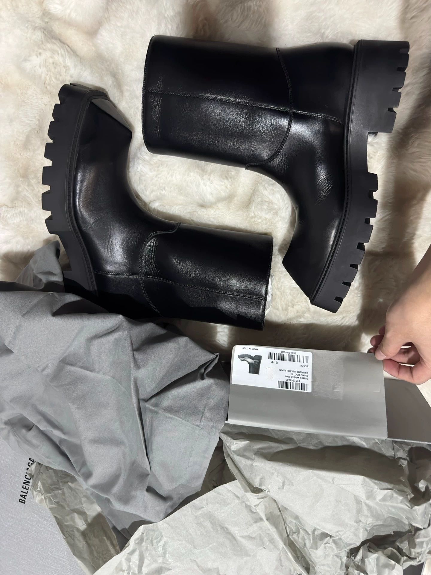 Balenciaga Brand new Balenciaga Rhino Derby boots Size US 8 / EU 41 - 2 Thumbnail