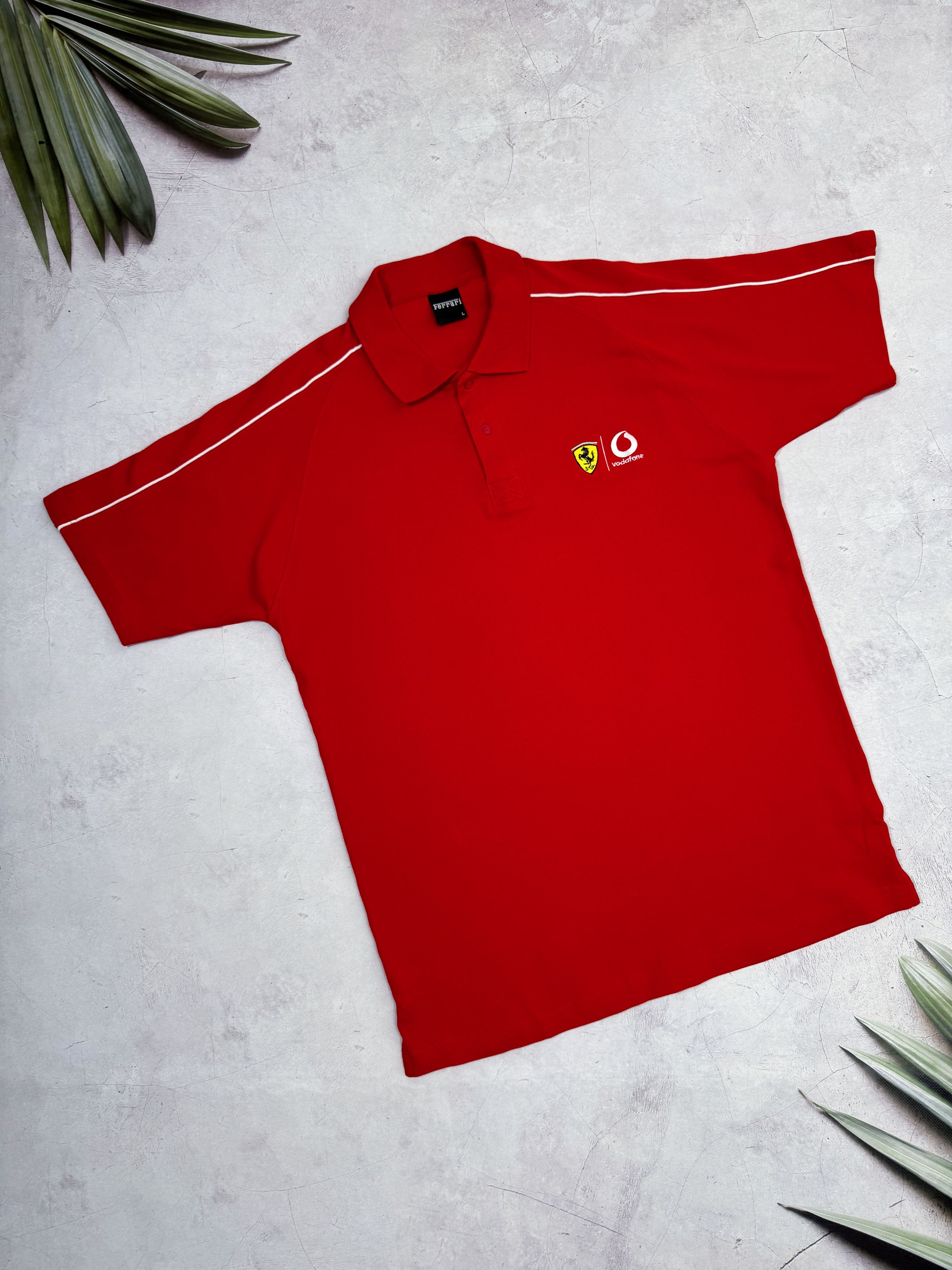 Ferrari × Formula 1 × Vintage Y2K 2002 Ferrari & Vodafone Polo T-Shirt Racing F1 Team Size US M / EU 48-50 / 2 - 5 Thumbnail