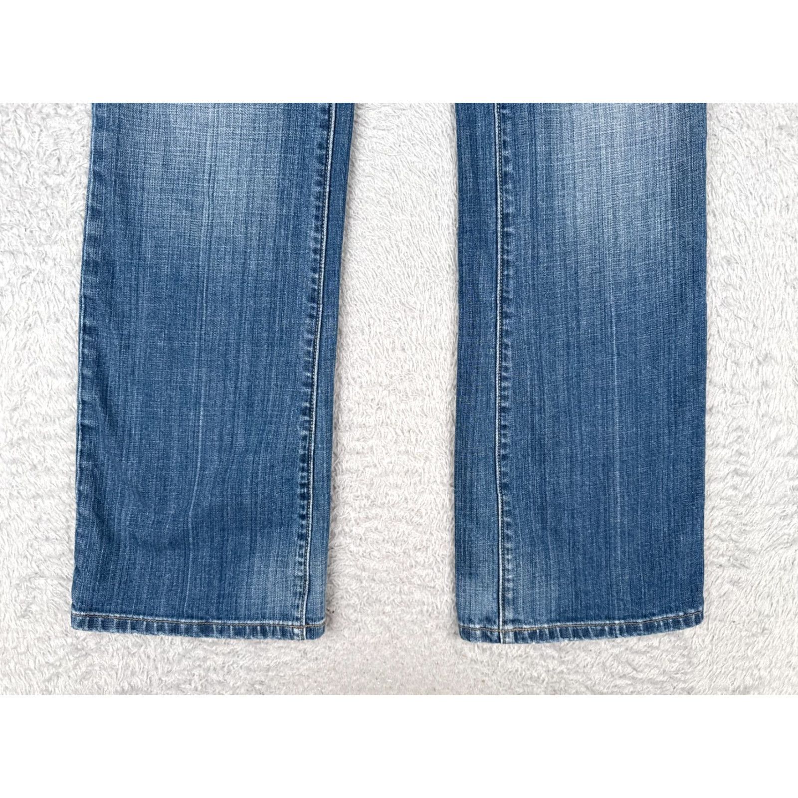 Banana Republic Banana Republic Jeans Womens 8 Blue Denim Bootcut Mid Rise 30x31 Cotton 30 31 Denim Bootcut American 90s Womens Jeans Size 30" / US 8 / IT 44 - 2 Thumbnail