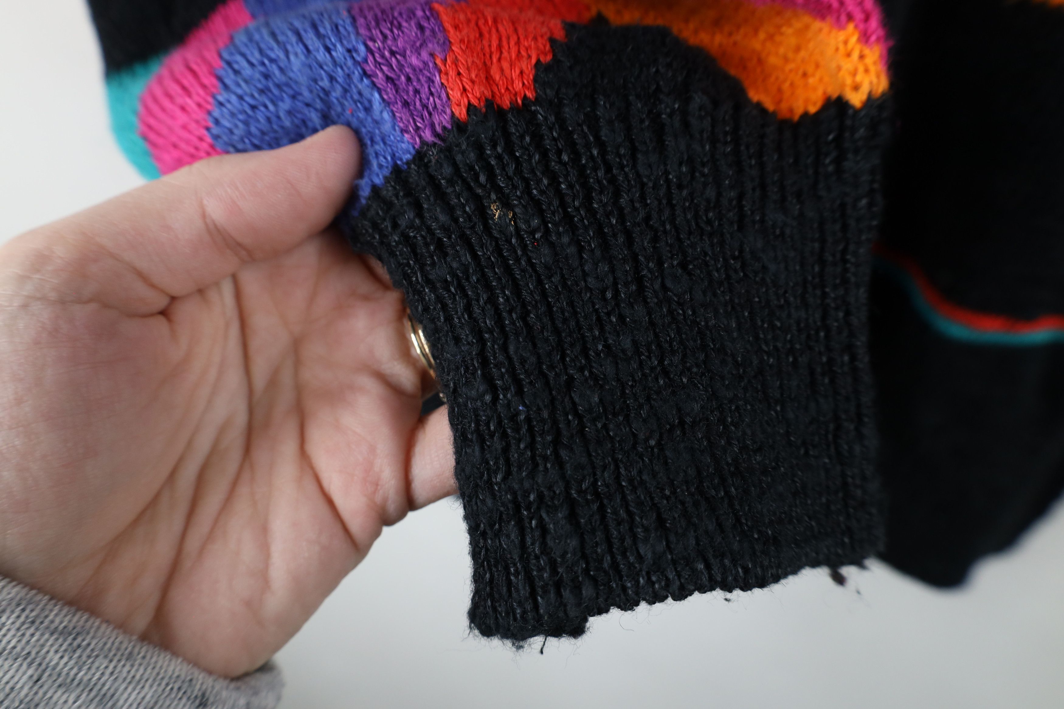 Vintage Vintage 90s Streetwear Striped Jeweled Sequin Knit Sweater Size S / US 4 / IT 40 - 6 Thumbnail