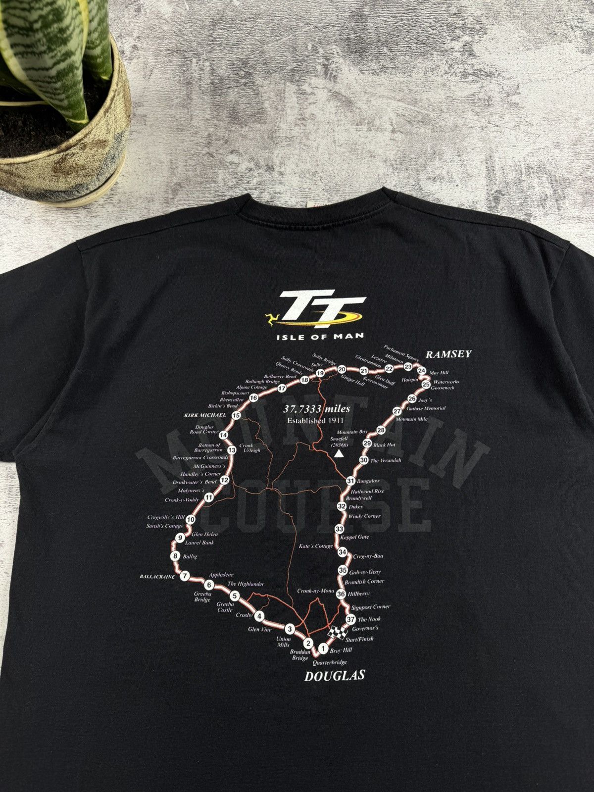Other ISLE OF MAN Honda Bike 90S Delray Formula 1 T Shirt Tee Size US XL / EU 56 / 4 - 14 Thumbnail