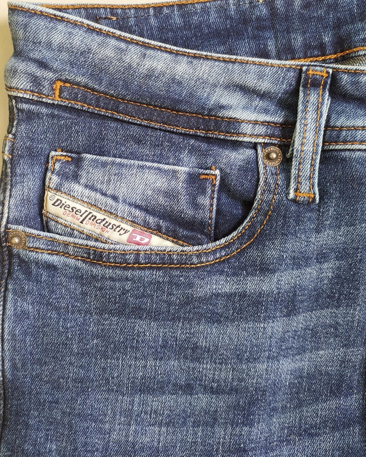 Diesel Diesel 1979 SLEENKER-R L.32 MENS JEANS T/9741 Size US 29 - 4 Thumbnail