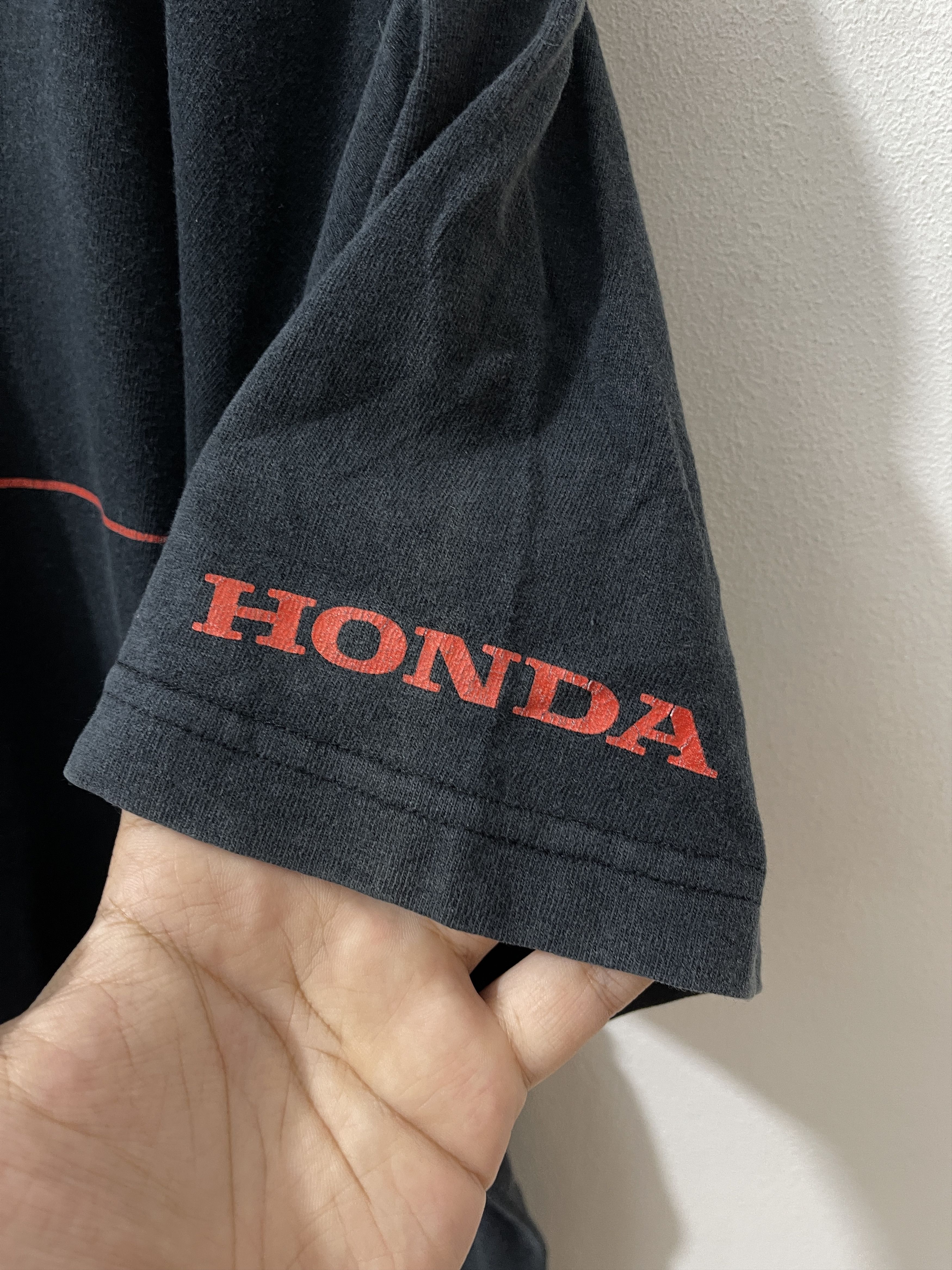 Honda Vintage Honda Racing Club HRC Japan Faded Tshirt Size US M / EU 48-50 / 2 - 4 Thumbnail