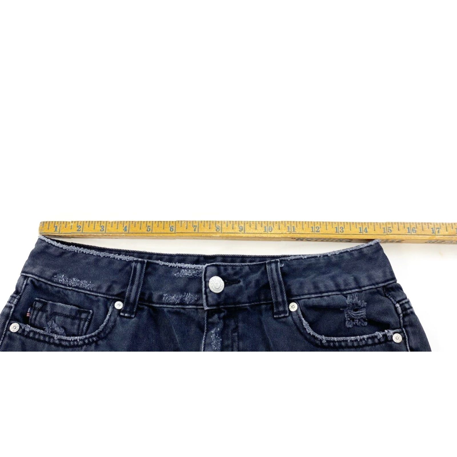 Vintage VIGOSS Shorts Women’s 26 Black The Jagger Short Distressed Denim Cut off Size 26" / US 2 / IT 38 - 5 Thumbnail