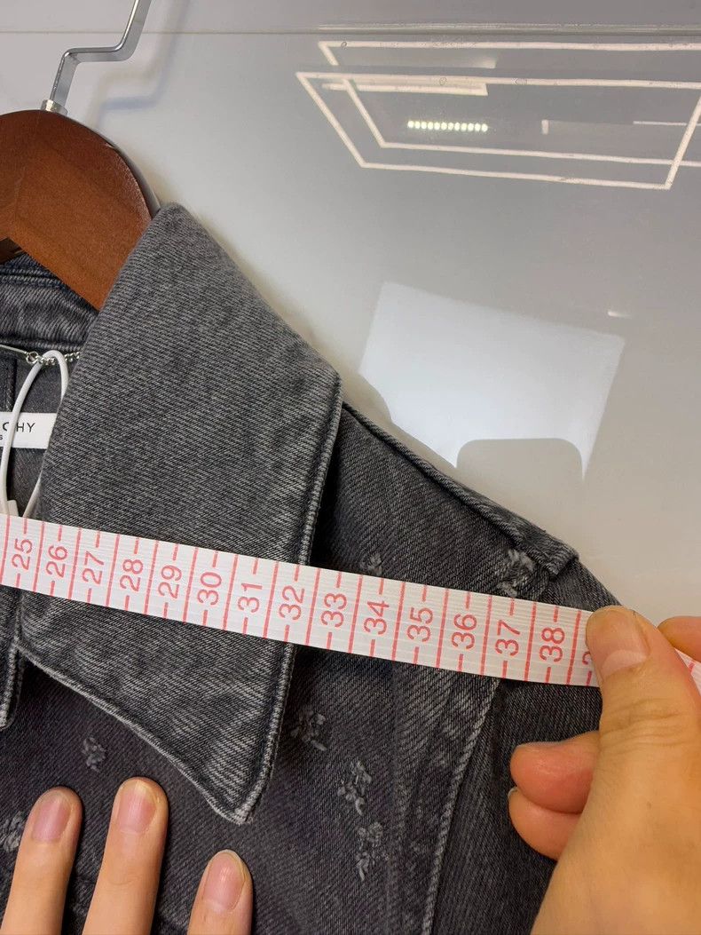 Givenchy Givenchy Size38 Denim distressed style jacket size 38 Size US M / EU 48-50 / 2 - 6 Thumbnail