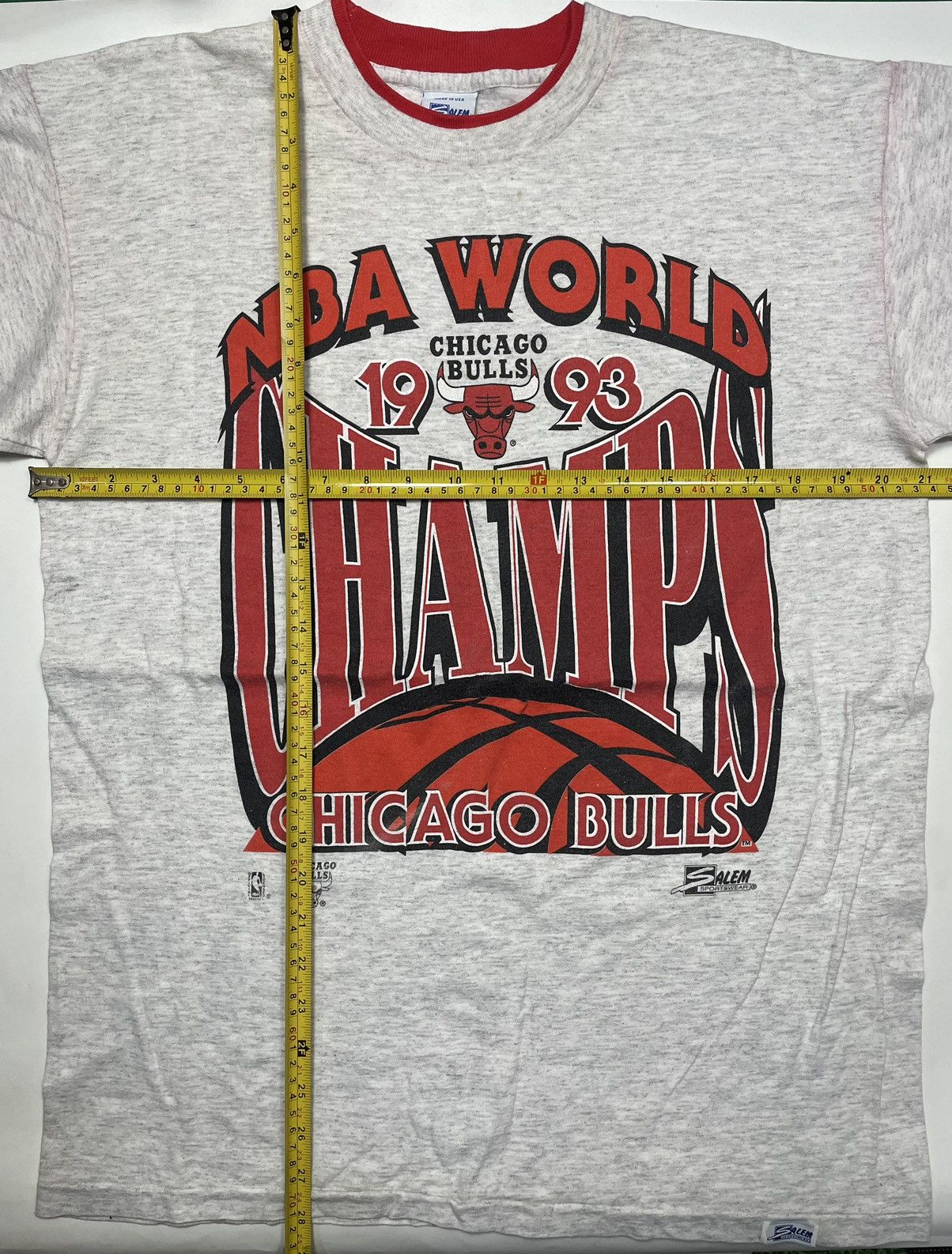 NBA × Vintage Vtg 1993 Vintage Chicago Bulls NBA World Champs 90s Salem Size US L / EU 52-54 / 3 - 4 Thumbnail