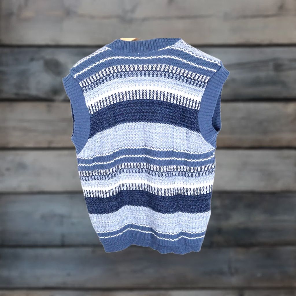 Vintage VINTAGE Falls Creek Sweater Vest Mens Large Blue Stripe Button Up Lightweight Acrylic Knit 90s Retro Casual Men Size US L / EU 52-54 / 3 - 1 Thumbnail