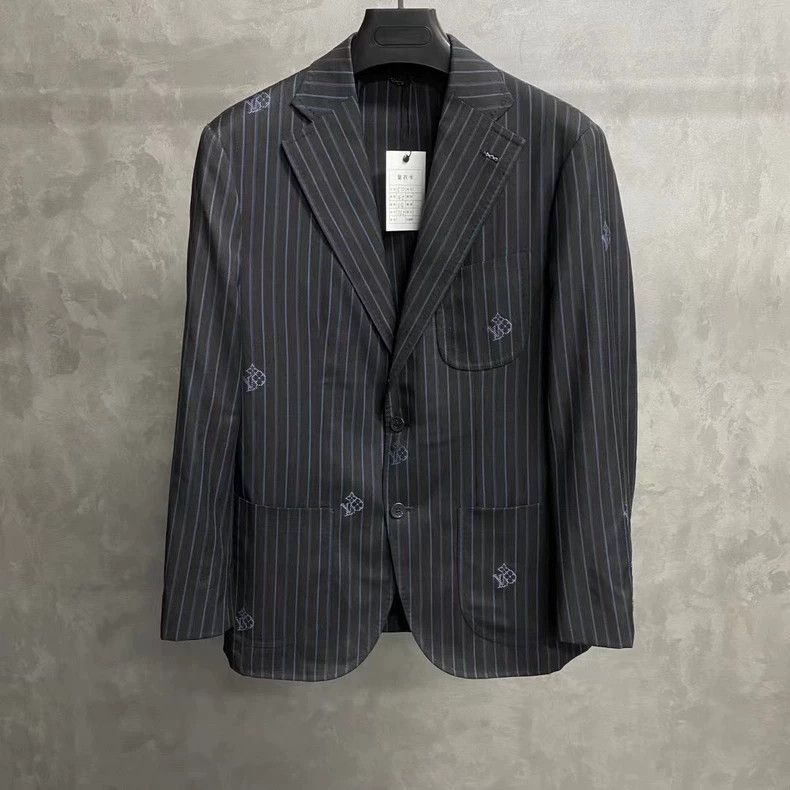 Louis Vuitton Louis Vuitton Grey striped British style suit 2502-Nextarr Size 50R - 1 Thumbnail
