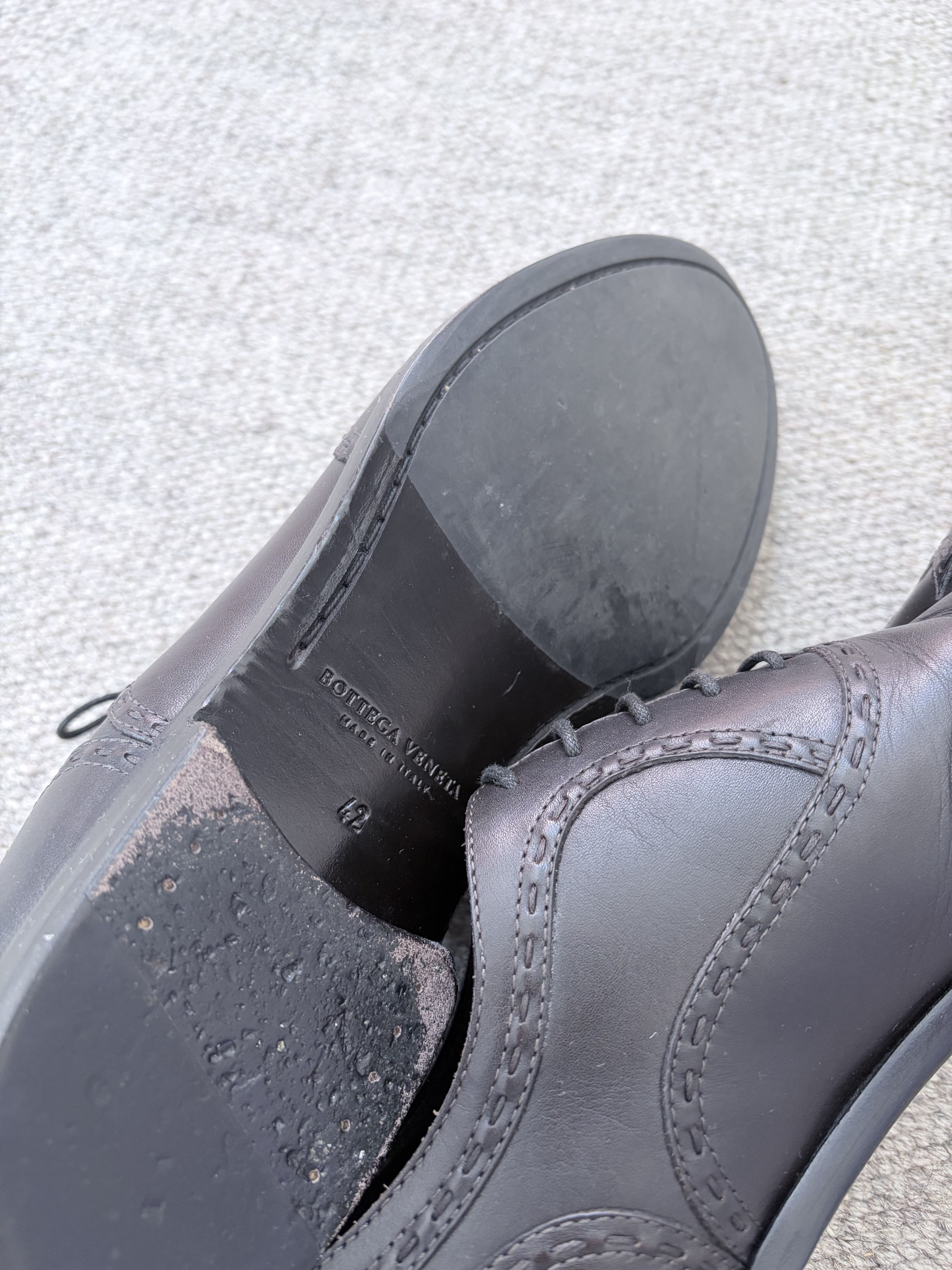 Bottega Veneta Bottega Veneta Wingtip Brogue Oxford — Dark Brown / Size 42 Size US 9 / EU 42 - 6 Thumbnail