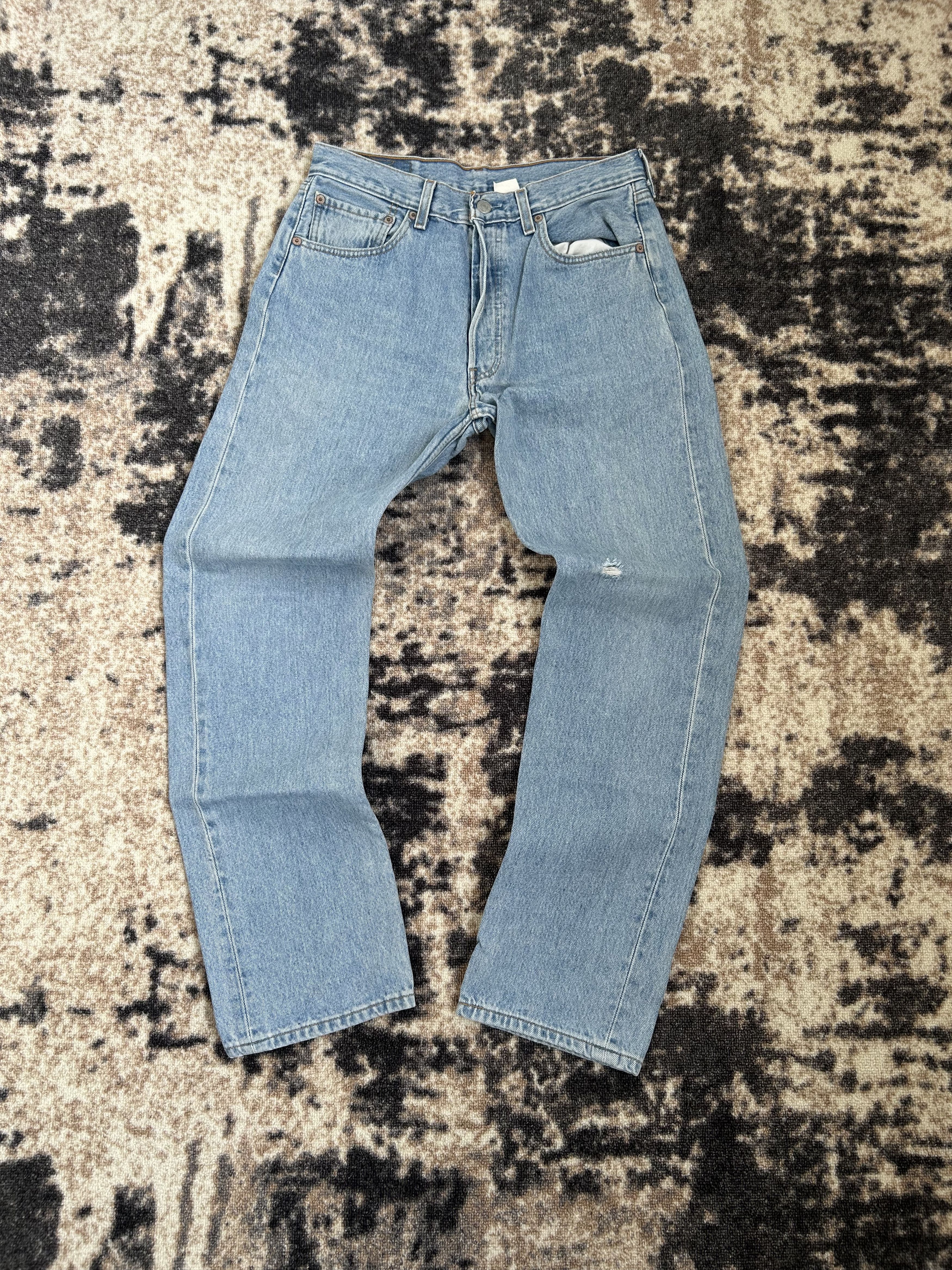 Levi's × Vintage Levis 501 Vintage Denim Jeans Made in Guatemala Size W32 L32 Size US 32 / EU 48 - 2 Thumbnail