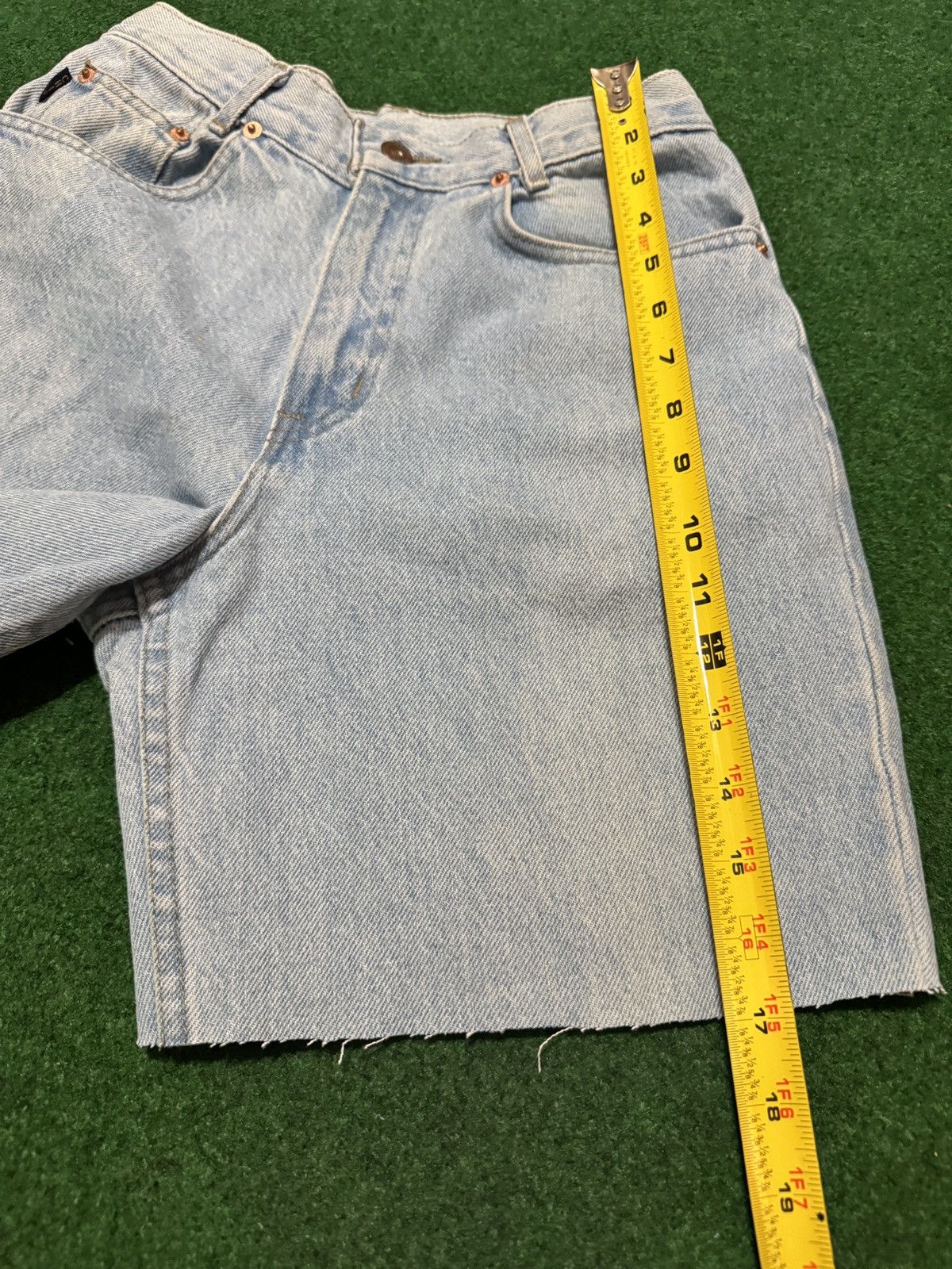 Vintage Vintage 90s High Waisted Mom Light Wash Jorts Denim Shorts Size 26" / US 2 / IT 38 - 6 Thumbnail