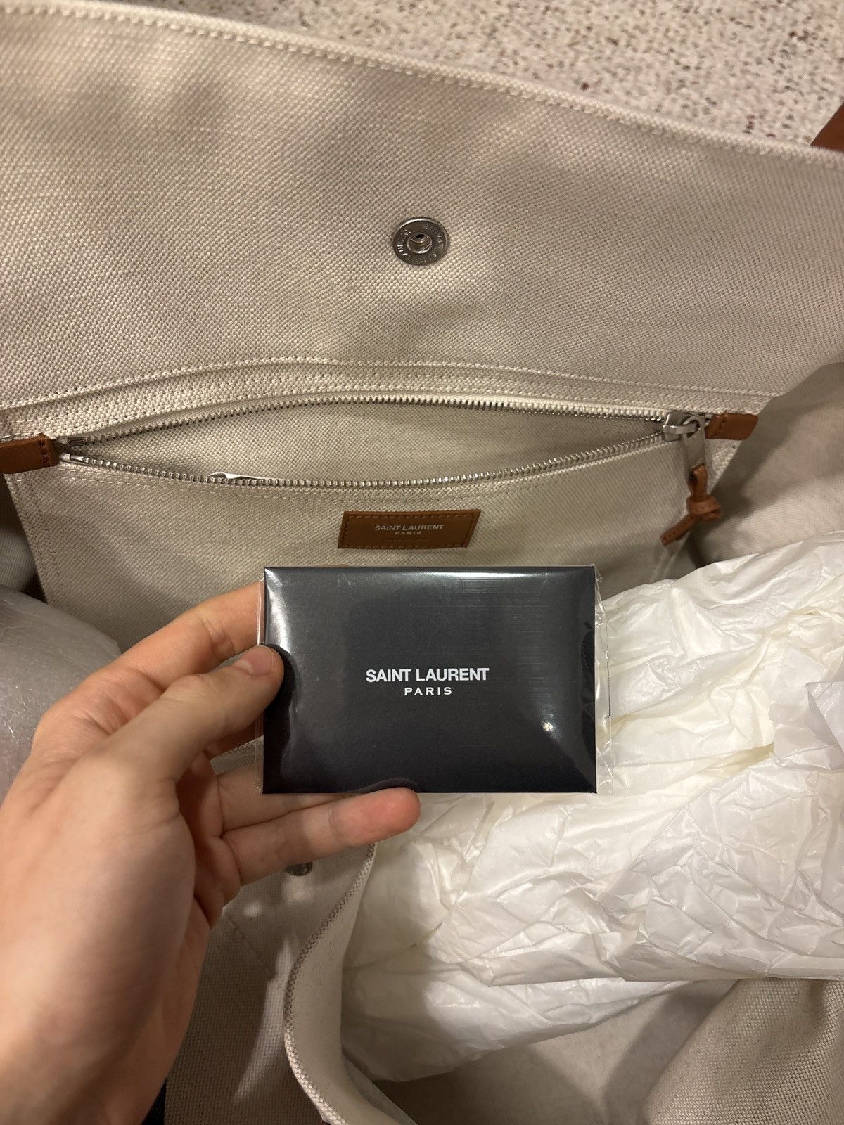 Saint Laurent Paris Saint Laurent Cream/Brown Leather Rive Gauche XL Tote Bag Size ONE SIZE - 8 Thumbnail
