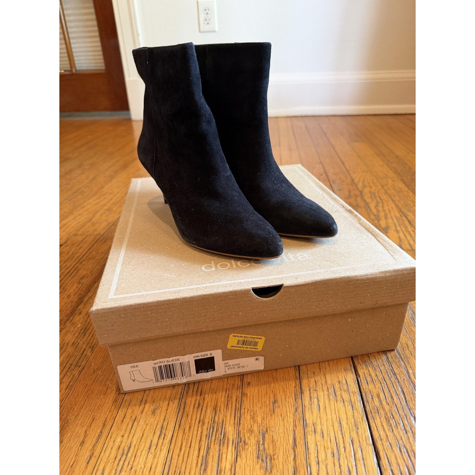 Dolce Vita Dolce Vita Womens Pointed Toe Dee Booties Black Suede Sz 9 Size US 9 / IT 39 - 2 Thumbnail