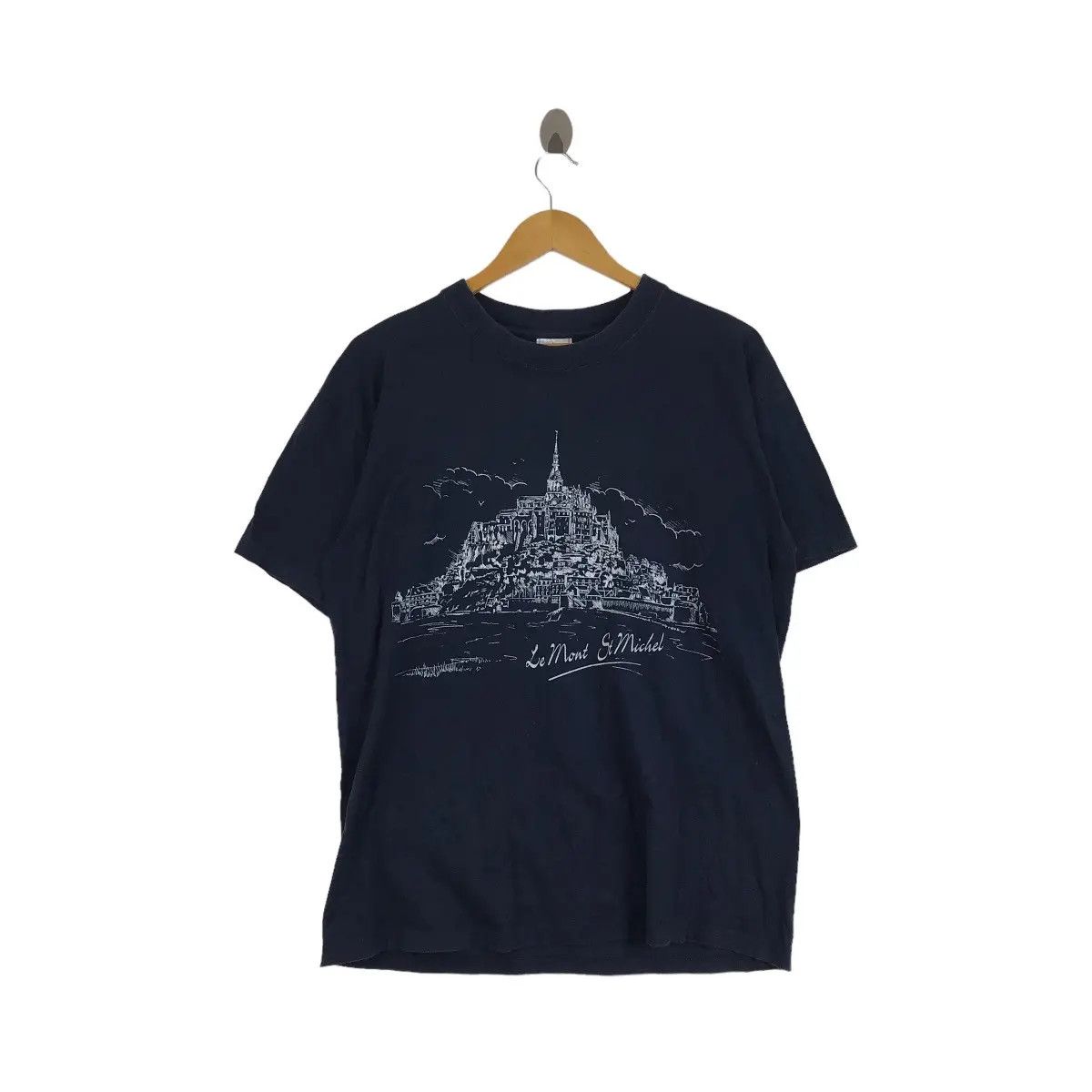 Vintage 90’ MONT SAINT MICHEL Art Painting Tee Shirt Cultura