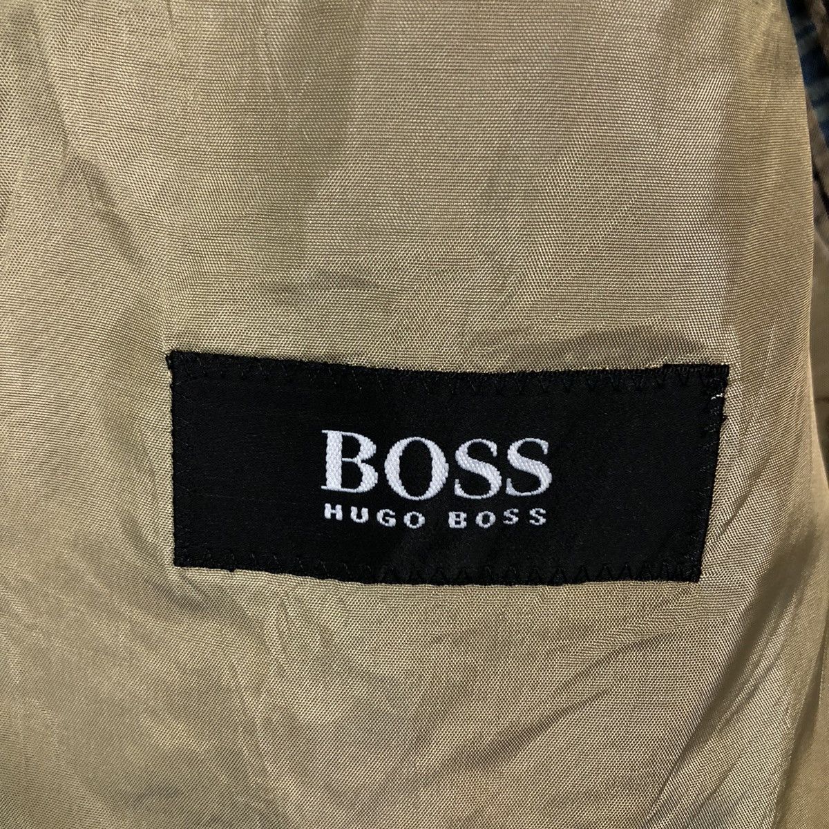 Hugo Boss 🔥Vintage Hugo Boss Made In Italy Coats Double Breats Size US M / EU 48-50 / 2 - 17 Thumbnail