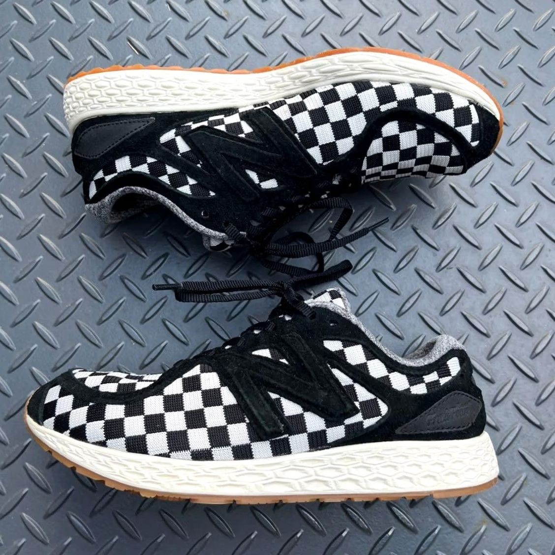 New Balance Men 8.0US New Balance Nonnative Limited Edition Collaboration Model Pre-own Size US 8 / EU 41 - 2 Thumbnail