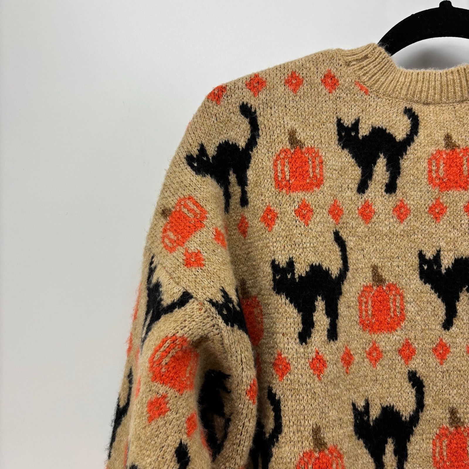 Vince Camuto Vince Camuto Size L Womens Sweater Black Cat Pumpkin Fall Size L / US 10 / IT 46 - 14 Thumbnail