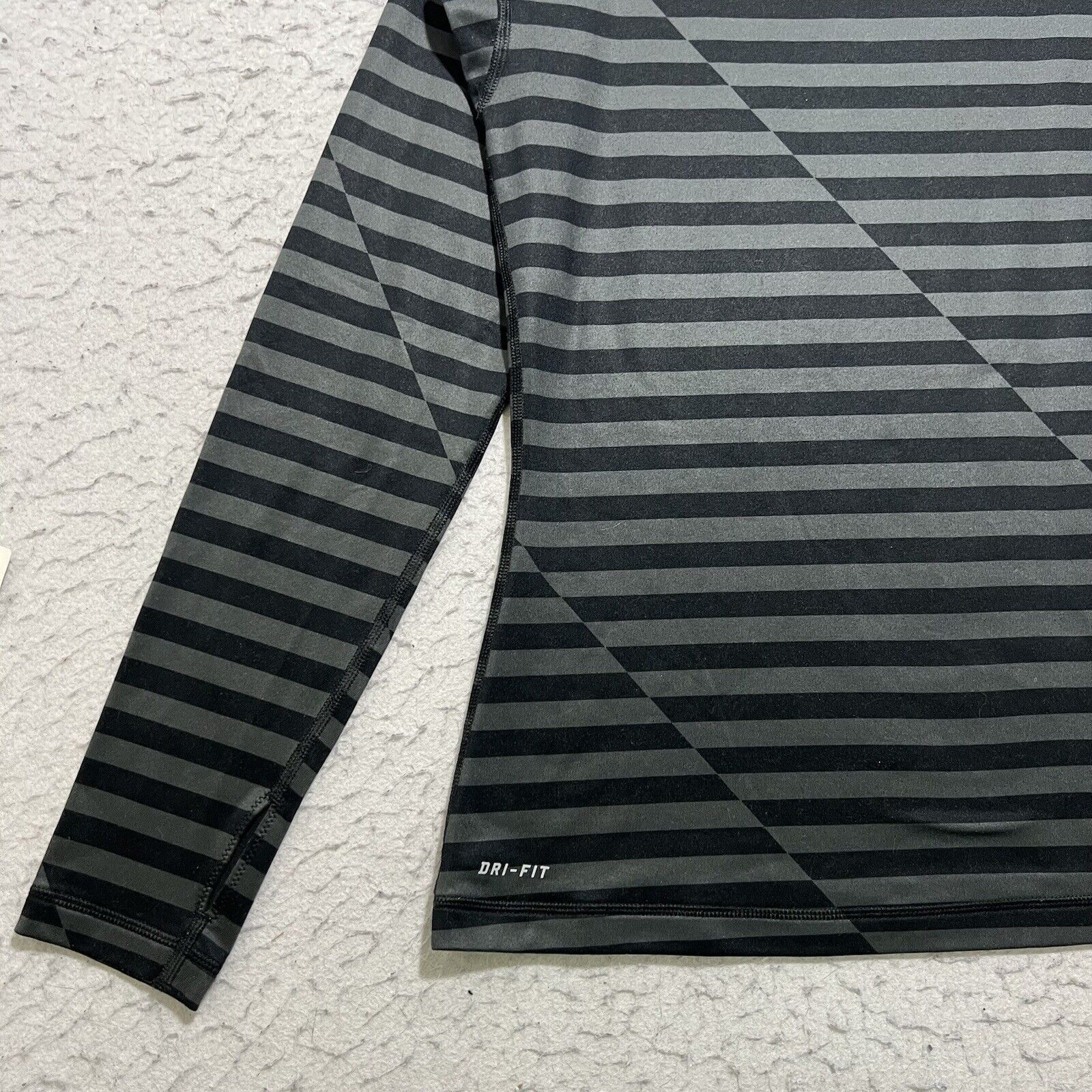 Nike Nike Pro Combat Hyperwarm Long Sleeve Athletic T Shirt Size M / US 6-8 / IT 42-44 - 6 Thumbnail