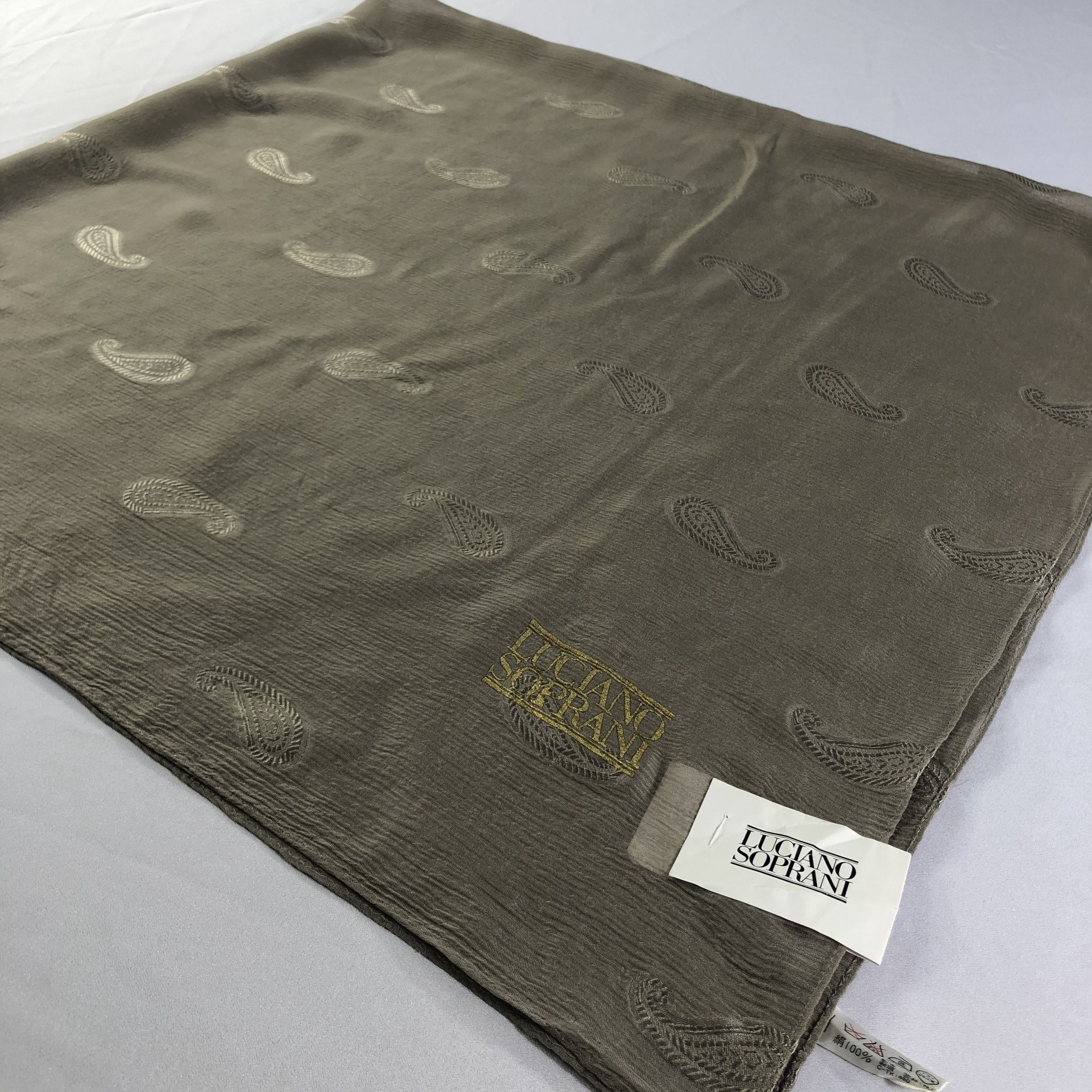 Vintage Vintage Luciano Soprani Silk Scarf Size ONE SIZE - 3 Thumbnail
