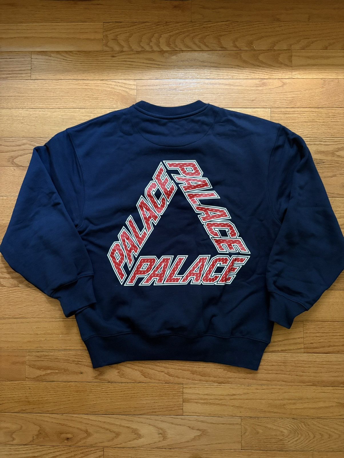 Palace Palace Skateboard OG P3 CREW FOX SIZING S/S 26 Description Size US M / EU 48-50 / 2 - 12 Thumbnail