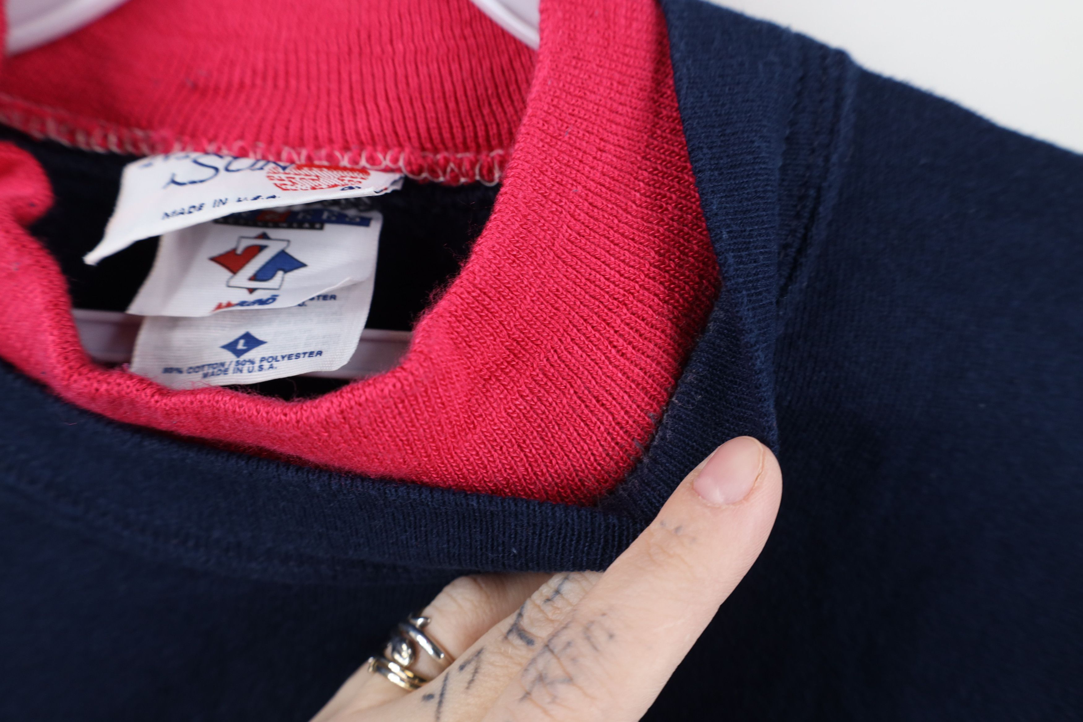 Vintage Vintage 90s Streetwear Bird Flower Sweatshirt Blue USA Size L / US 10 / IT 46 - 11 Thumbnail