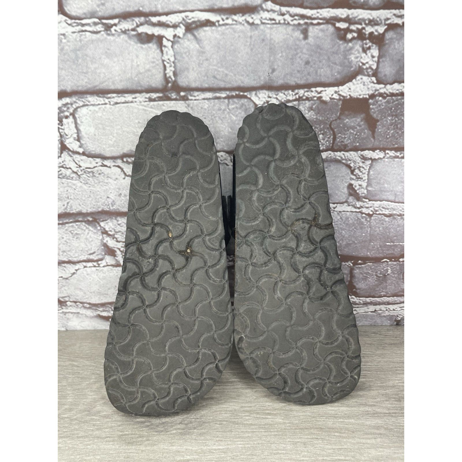 Birkenstock BIRKENSTOCK Gizeh Black Patent Leather Thong Cork Sandals Wo Size US 6.5 / IT 36.5 - 19 Thumbnail