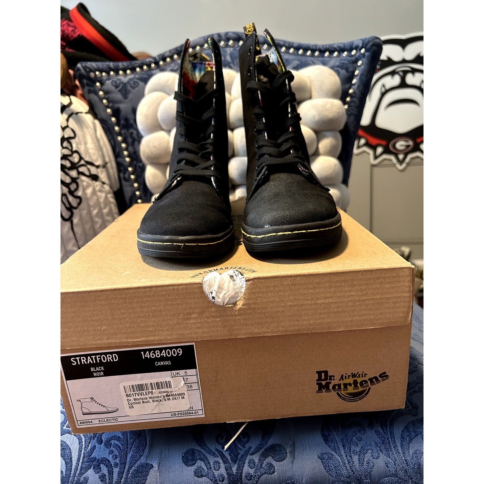 Dr. Martens Dr Martens Stratford Black Rainbow Interior size 7/EU 38 NWT Size US 7 / IT 37 - 1 Thumbnail