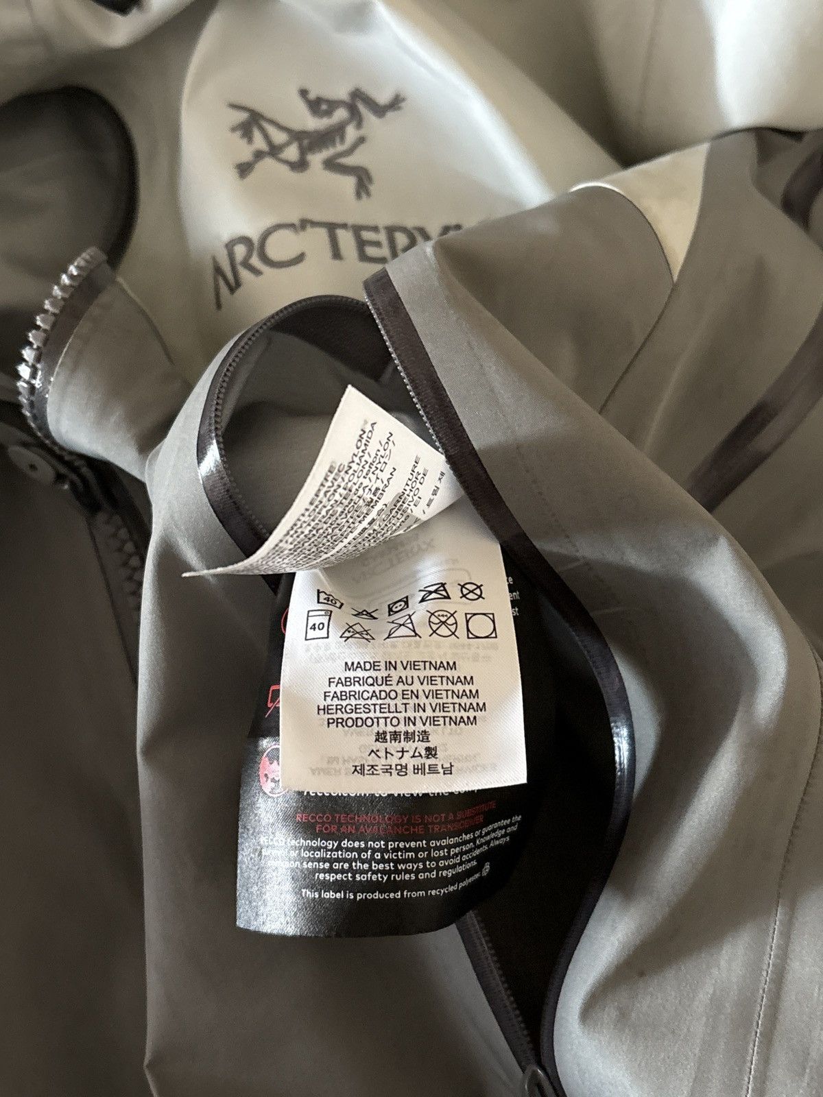Arc'teryx Arcteryx Beta AR (Void) Size US S / EU 44-46 / 1 - 7 Thumbnail