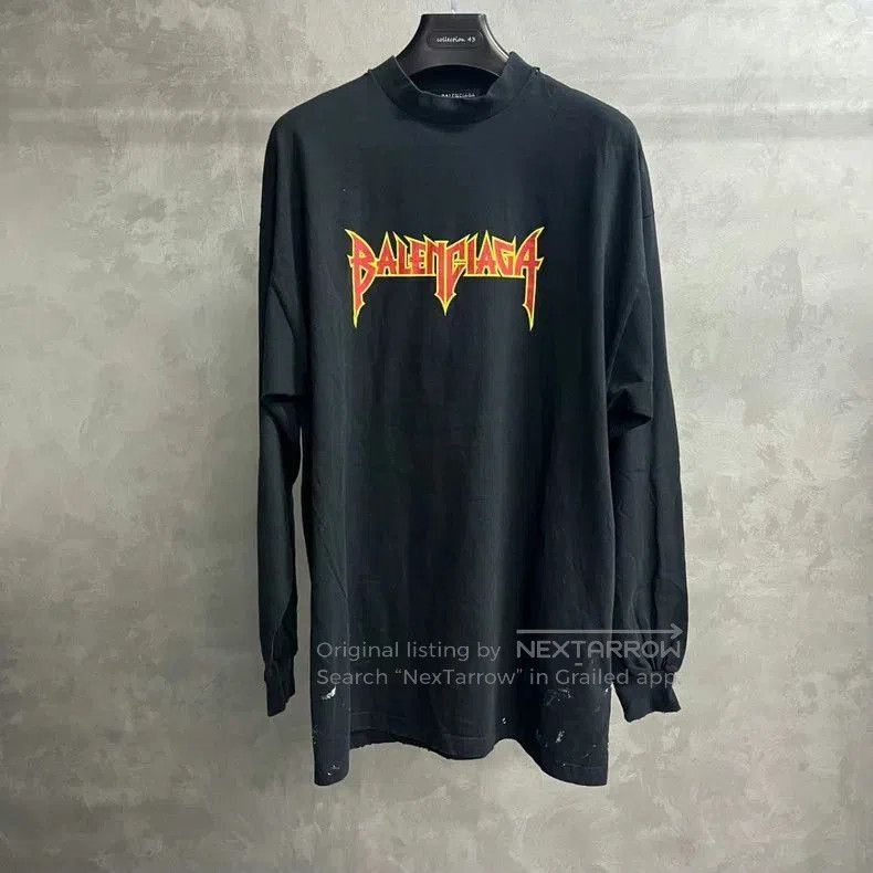 Balenciaga Black Lightning Logo Sweatshirt.