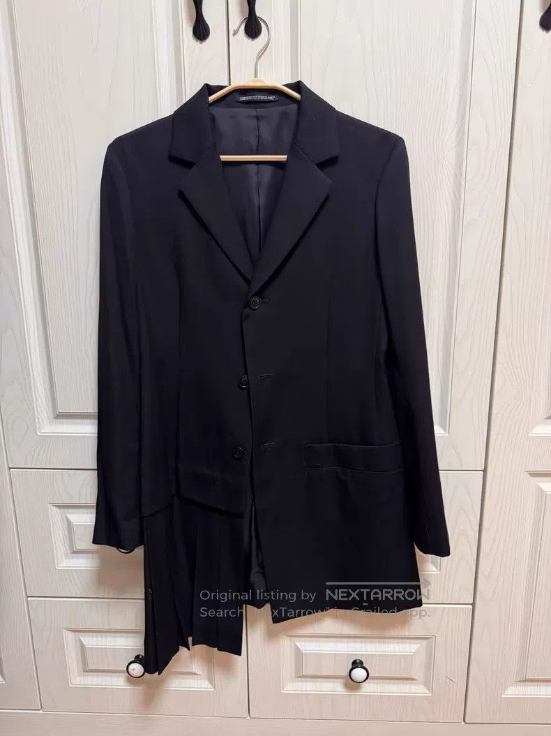 Yohji Yamamoto Yohji Yamamoto Black Asymmetric jacket Size US S / EU 44-46 / 1 - 1 Thumbnail