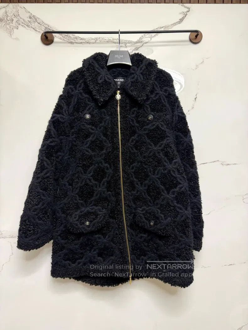 Chanel Chanel Teddy wool coat Size US XS / EU 42 / 0 - 1 Thumbnail