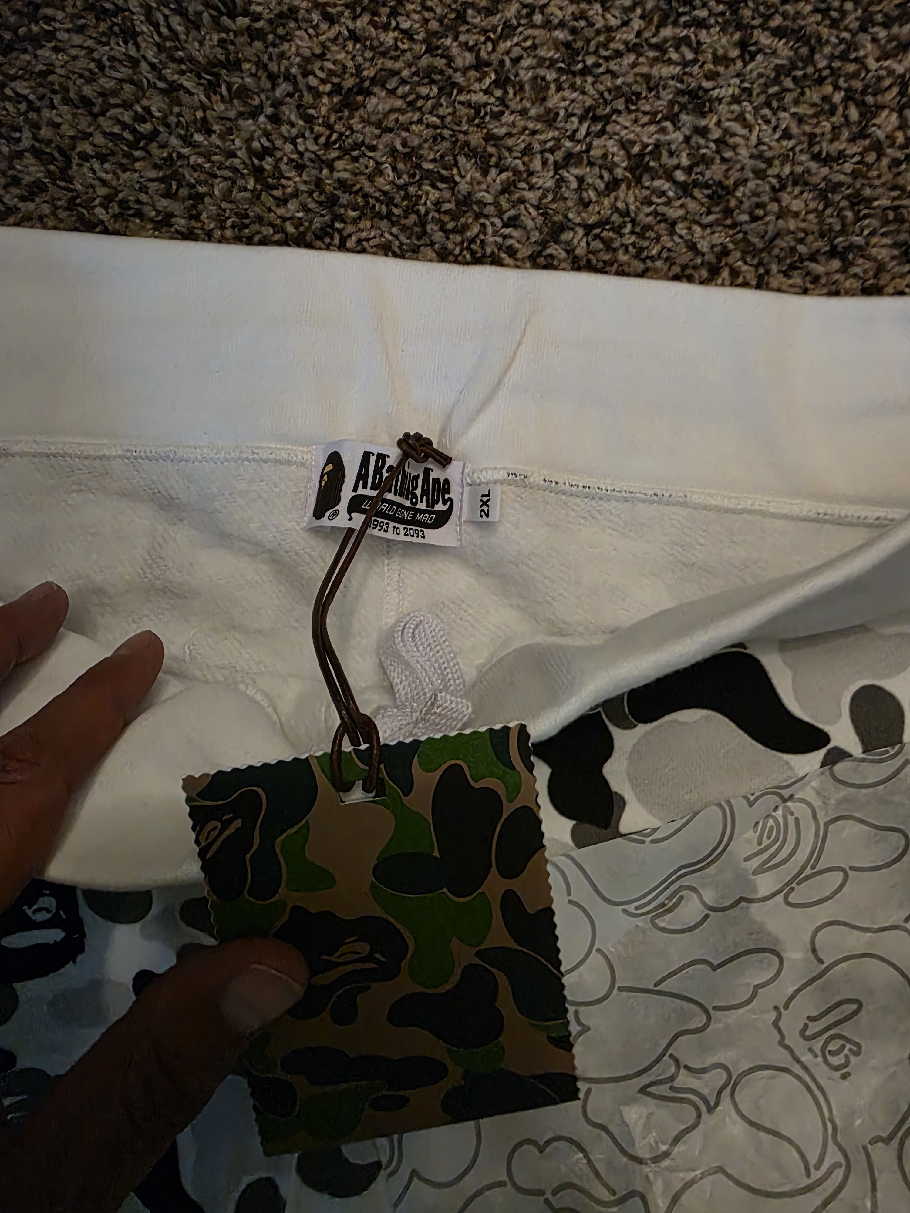 Bape BAPE Gray Camo Sweatpants (2XL) Size US 36 / EU 52 - 4 Thumbnail