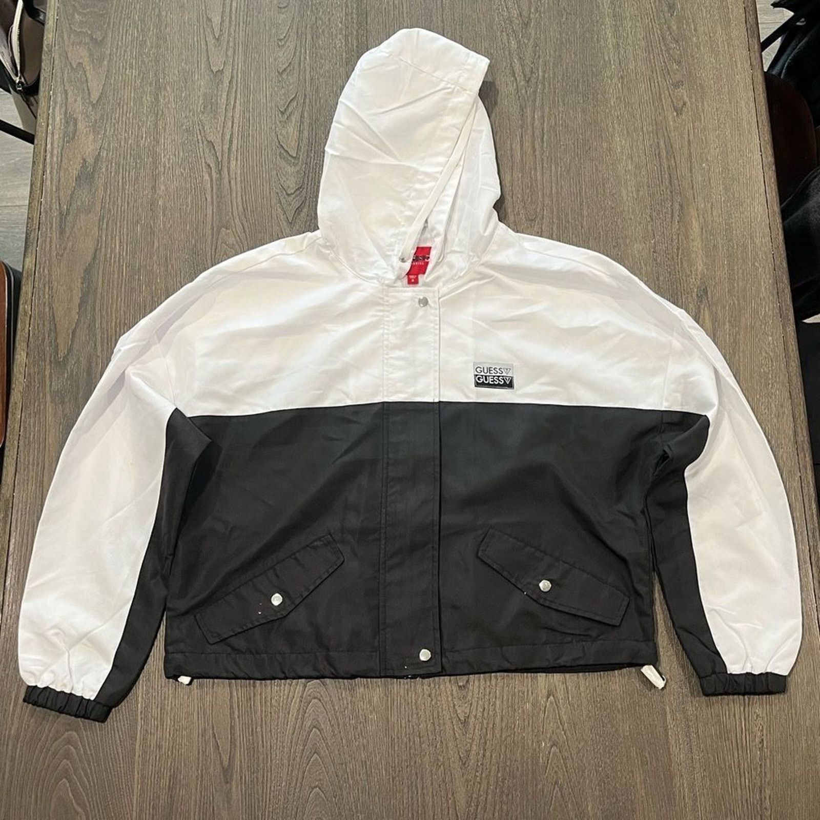 Guess NWOT Guess Black White Cropped Windbreaker Raincoat Size M / US 6-8 / IT 42-44 - 1 Thumbnail