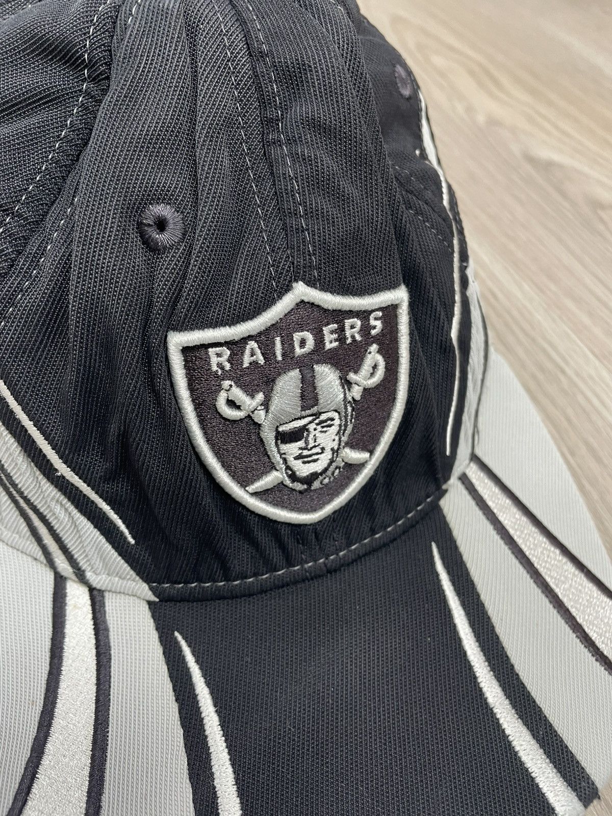 NFL × Reebok Casquette Vintage NFL x Reebok Oakland Raiders Size ONE SIZE - 2 Thumbnail