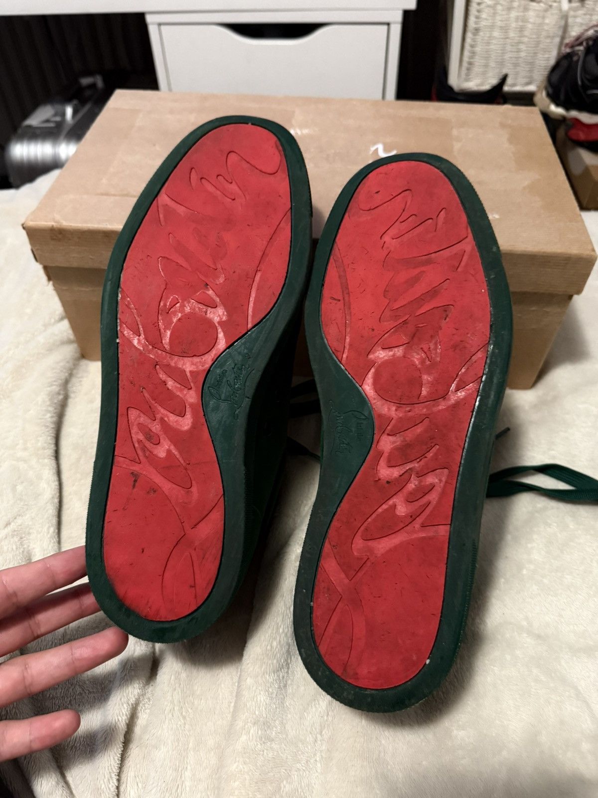 Christian Louboutin Christian Louboutin Low Top Junior Sneaker Green Suede Size US 10 / EU 43 - 7 Thumbnail