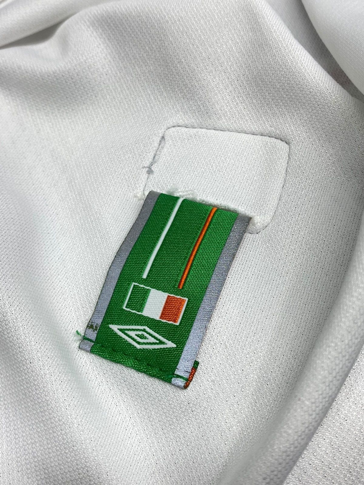Umbro #2 O’Shea Ireland National Team 2002 Away Football Shirt Size US XL / EU 56 / 4 - 21 Thumbnail