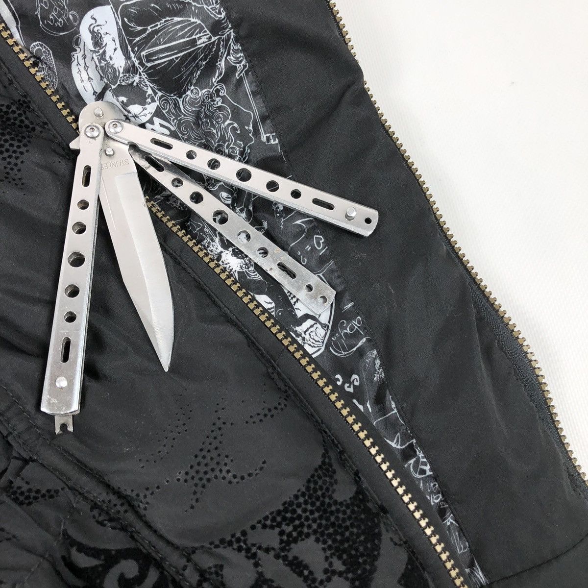 Designer × Desigual Women's DESIGUAL WHY? Black Floral Pattern With Belt Puffer Down Jacket Coat Bomber Size M / US 6-8 / IT 42-44 - 16 Thumbnail