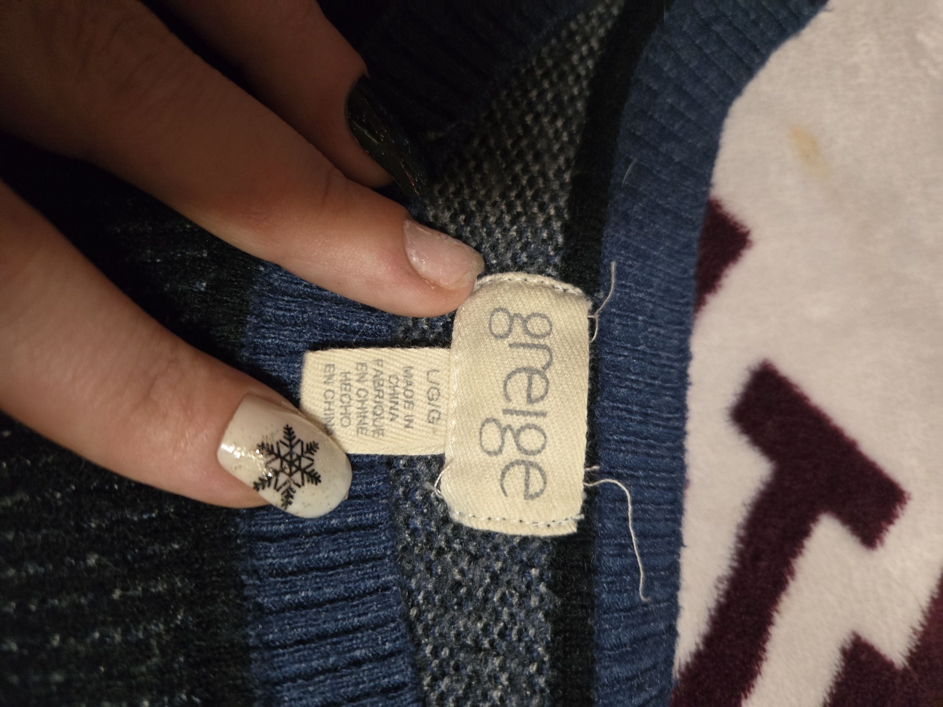 Banana Republic Blue knit sweater with a black and grey camo Size US L / EU 52-54 / 3 - 2 Thumbnail