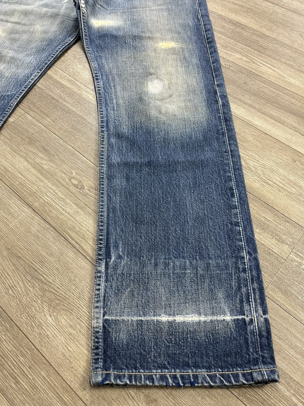 Levi's Vintage Clothing 🇹🇷1990s Vintage Levis 501 34x30 Distressed Faded Blue Jeans Size US 34 / EU 50 - 4 Thumbnail