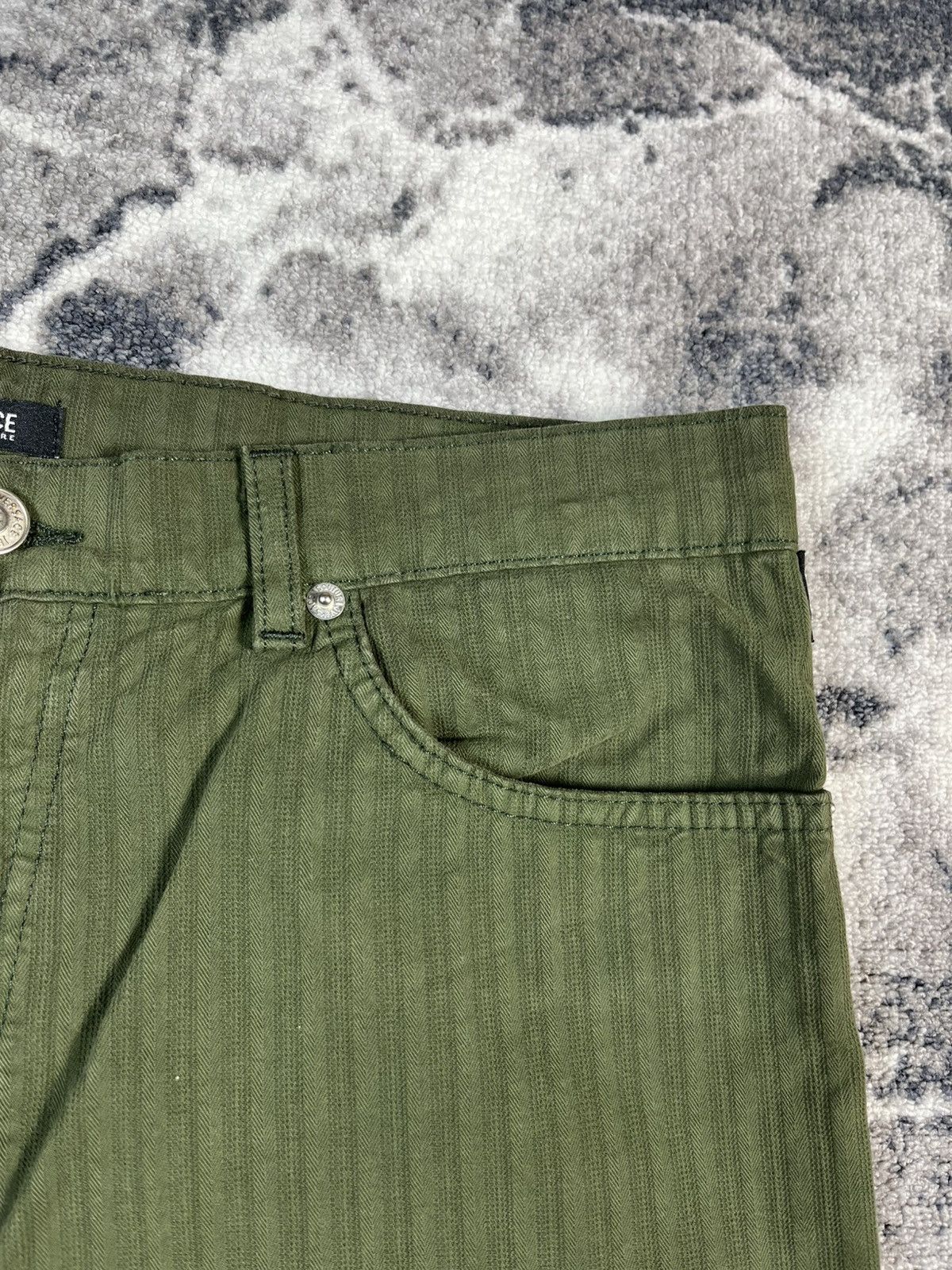 Versace Versace Olive Green Straight Fit Pants Made In Italy Size US 34 / EU 50 - 5 Thumbnail