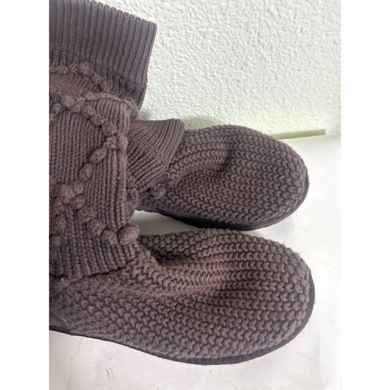 Ugg UGG Women 5879 Argyle Sweater Tall Cardi Knit Boots sz 8 Gray Solid Knit Boots Mid-Calf Flat Heel Women Shoes Size M / US 6-8 / IT 42-44 - 4 Thumbnail