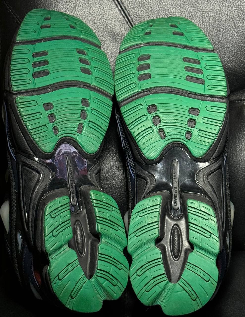 Adidas × Raf Simons adidas raf simons ozweego Size US 12.5 / EU 45-46 - 9 Thumbnail