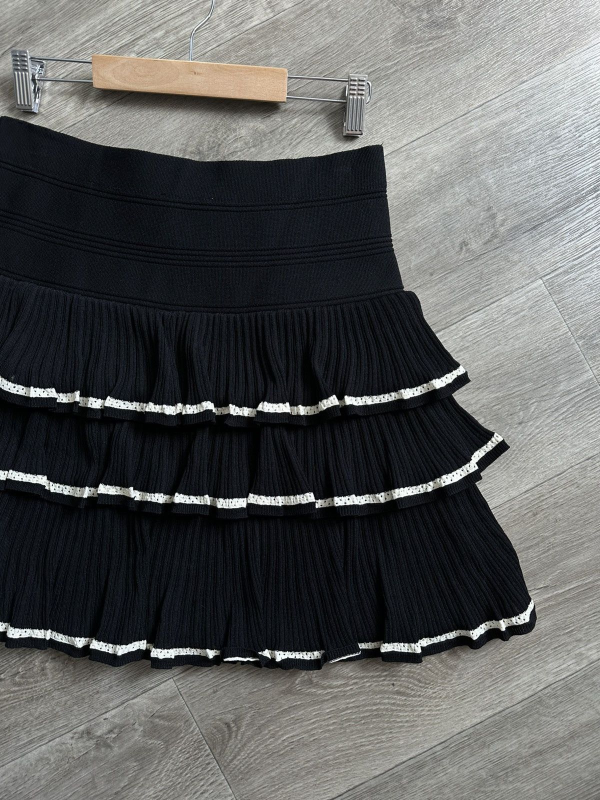 Sandro 🫧SANDRO TIERED RIBBED-KNIT Mini Skirt Size 26" / US 2 / IT 38 - 3 Thumbnail