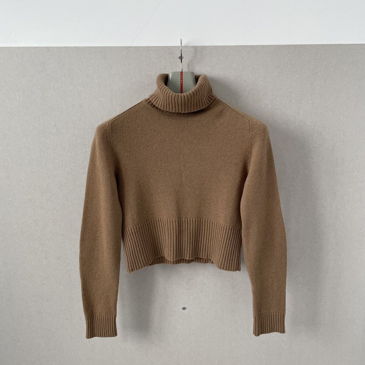 Prada prada cropped turtle neck wool sweater Size S / US 4 / IT 40 - 5 Thumbnail