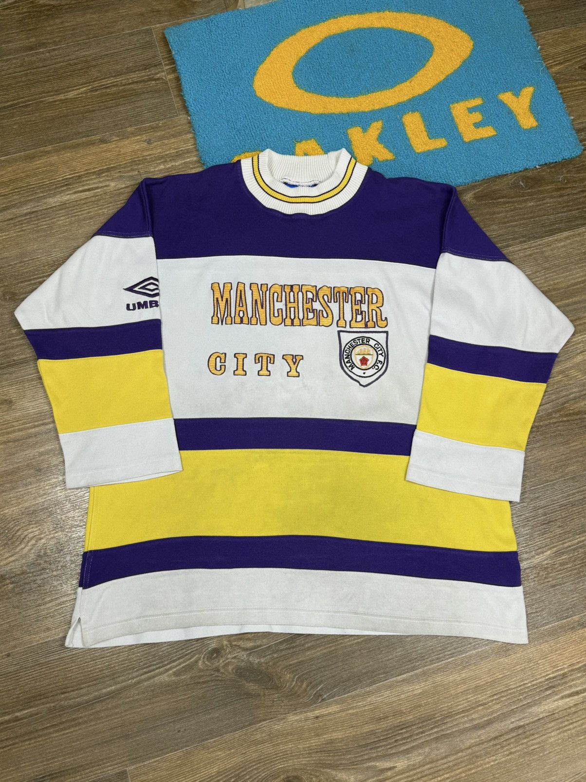 Umbro Vintage Umbro Manchester City 90 Big Logo White Sweatshirt Size US XL / EU 56 / 4 - 1 Thumbnail